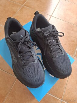 Běžecké boty Hoka Bondi 8 black - 3
