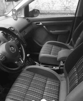 Vw Touran Cross, 2, 0 TDi, 103 kW - 3