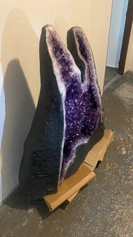 💎 GIGANTICKÁ AMETYSTOVÁ GEODA – 392 KG KRYSTALICKÉ NÁDHERY 💎 - 3