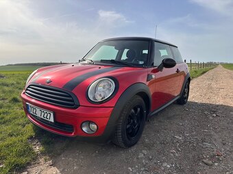 Mini Cooper R56 1.6 benzín - 3