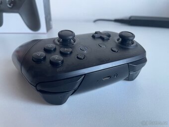 Switch Pro Controller - 3
