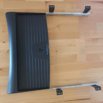 Výsuvná zásuvka na klávesnici pod pracovní desku - 3