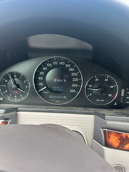 Výměna Mercedesu W211 E280 3.2 diesel - 3