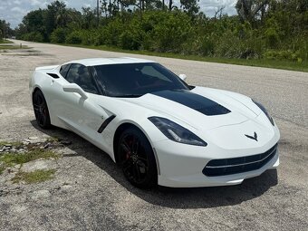 Chevrolet Corvette C7 Z51 3LT - 3