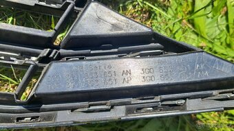 Prodam přední Masku na Passat B8 na radar - 3
