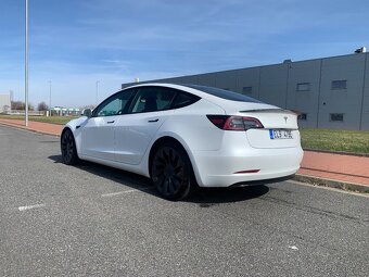 Tesla model 3 Performance-nová baterie - 3