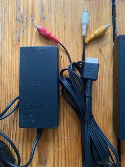 PlayStation 2 PS2 Slim 3x hra Sony příslušenství - 3