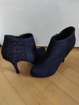 Dámské kotníkové boty vel. 39 - 3