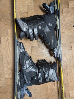Staré lyže 160 + lyžáky vel 42-43 - 3