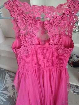 Růžové společenské šaty vel 36 - 3
