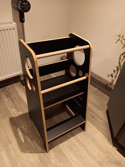 učící věž rostoucí - 3