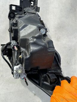Mazda 2 DD, LED pravý přední světlomet - 3