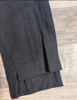 Společenské dámské černé kalhoty - 3