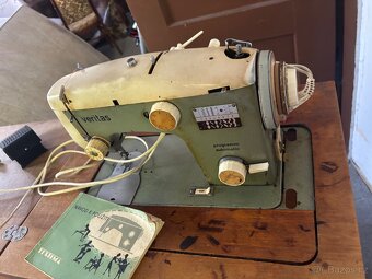 Šicí stroj - 3