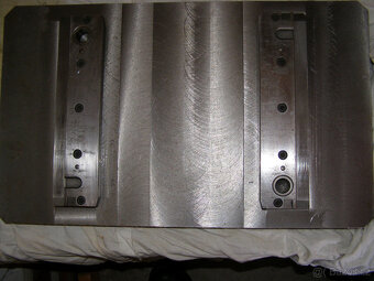 Ocelová deska s t-drážkami - 3