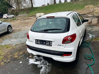 Peugeot 206+ - 3