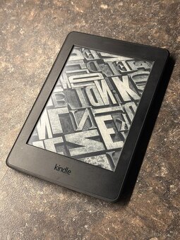 Amazon Kindle Paperwhite 7. gen čtečka knih 4GB - 3