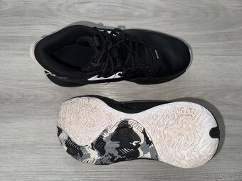 Chlapecké boty Under Armour, vel. 40 - 3