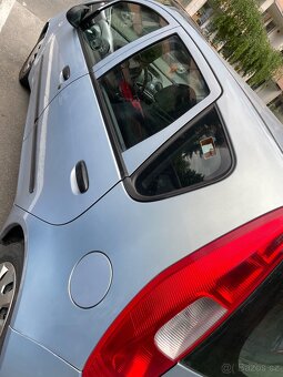 Mitsubishi Colt - 3