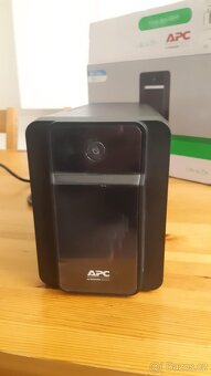 Záložní zdroj APC Back-UPS BX 750VA (FR) - 3