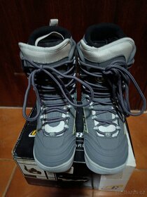 Prodám nové boty na snowboard Airwalk v.37,5 - 3