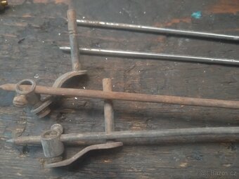 Mechanismus táhla stěračů Aero, Praga, - 3