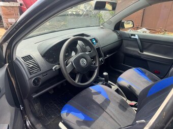 VW POLO 2003 na náhradní díly ND - 3