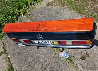 Mercedes stolek pod TV - 3