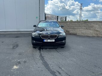 Zdravím vás,prodávám svoji f11 530d - 3