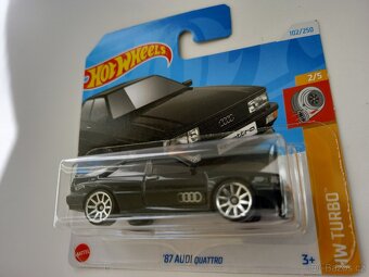 HOT WHEELS - ´94 AUDI AVANT RS2,´87 AUDI QUATTRO - 3