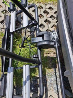 Nosič na 2 elektrokola – upevnění na tažné zařízení (použitý - 3
