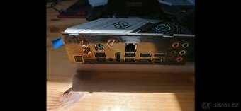 ASRock X570 Taichi - 3