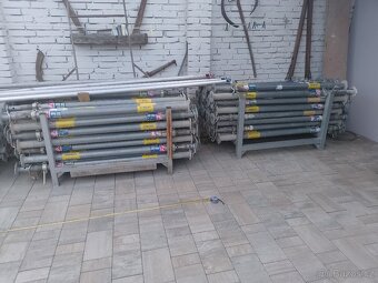 Stavební stojky stropní bednění trojnožky - 3