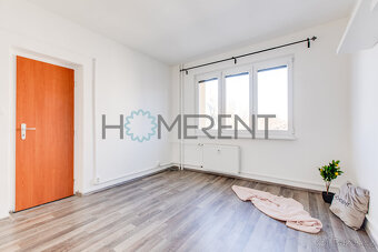 Světlý byt 2+1 přímo u metra Petřiny – skvělá adresa na Praz - 3