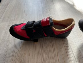 Silniční tretry Shimano - 3