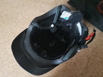 Dětská jezdecká přilba na koně CASCO - 3