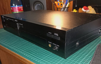Yamaha CDX-890 - 3