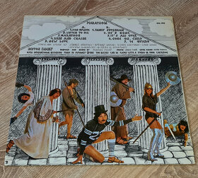 Newton Family – Marathon 1981 G+, VYPRANÁ Vinyl (LP) - 3