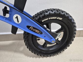 Odrážedlo FirstBike Fat modré, jako nové, záruka do 24.2.27 - 3