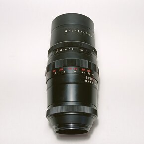Objektiv Pentacon 4/200 pro M42 - 3