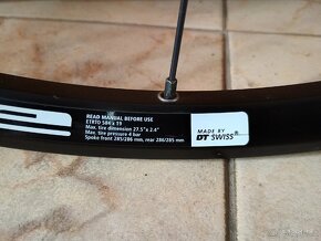 DT Swiss spline 27,5 přední kolo osa 15x100 - 3