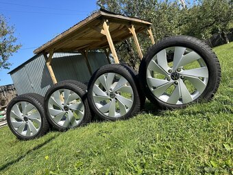 Originál alu kola VW " Belmont" TOP STAV - zimní pneu - 3