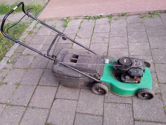 Briggs a Stratton - 3