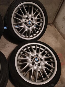 4ks alu disky orig. BMW 5x120 R18 dvojrozmer 7mm letné pneu - 3
