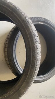 Celoroční pneu Pirelli Sottozero 235/35 R19 - 3