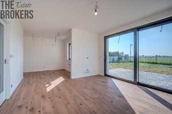Prodej stylové novostavby, Brzotice - 3