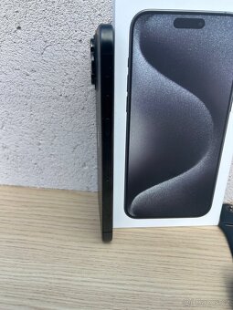 Apple - 3