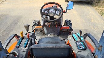 Malotraktor Kubota KB-20 pásy - 3