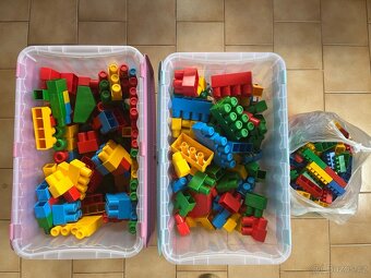 velká stavebnice - velké kostky - 700 ks  - třeba do školky - 3