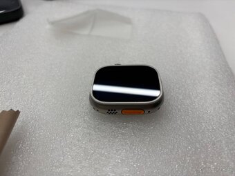 Apple Watch Ultra 2 49mm - 3